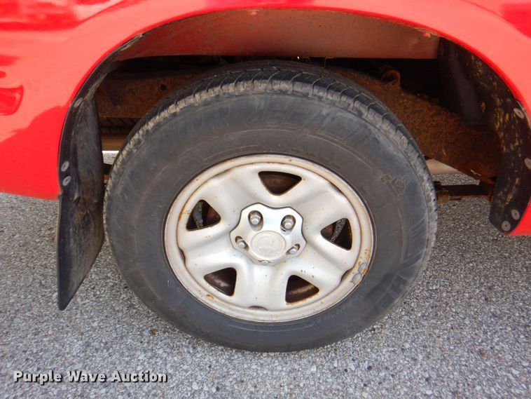 image for item DP4188 2004 Toyota Tacoma  pickup truck