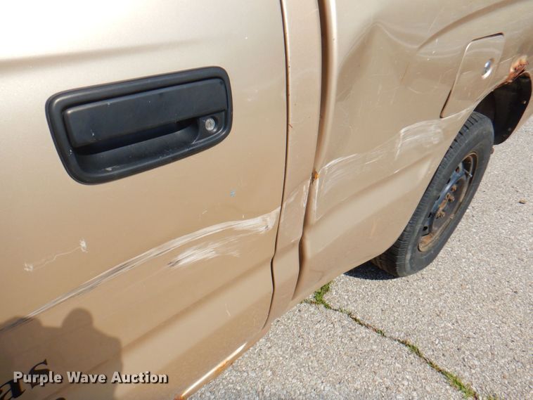 image for item DP4189 1996 Toyota Tacoma  pickup truck