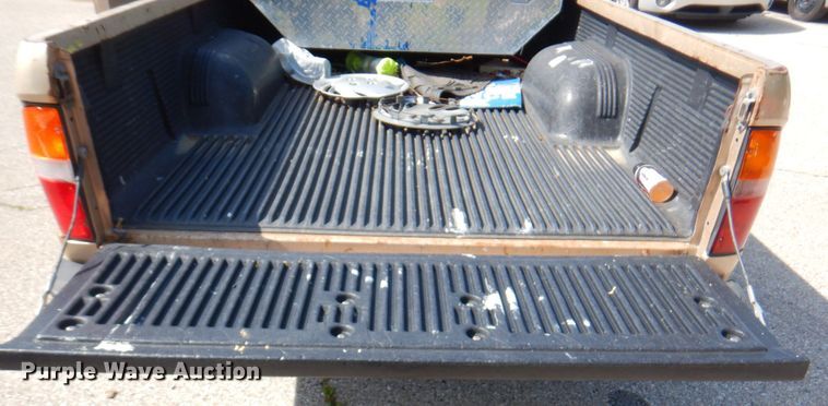 image for item DP4189 1996 Toyota Tacoma  pickup truck
