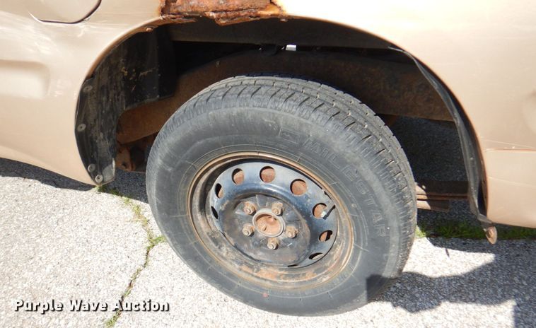 image for item DP4189 1996 Toyota Tacoma  pickup truck