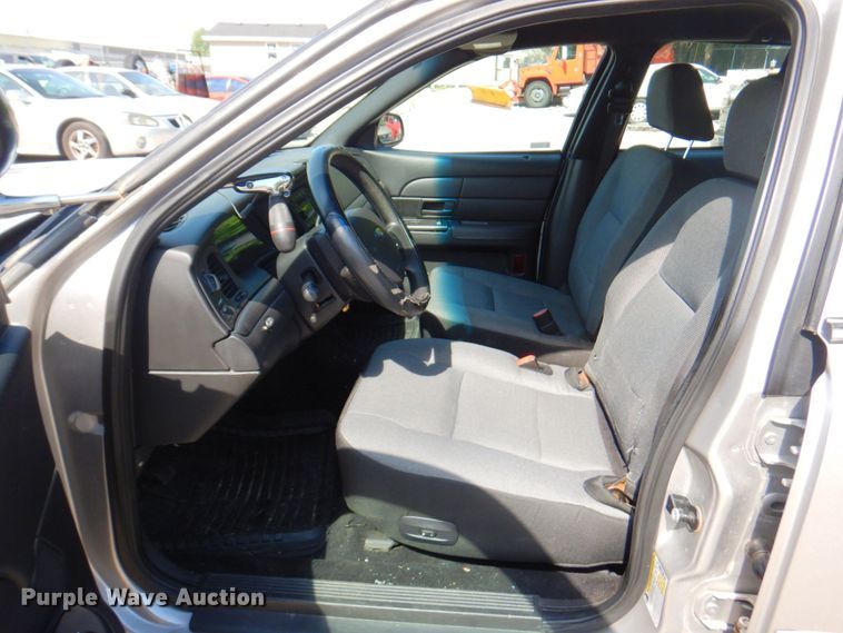image for item DP4190 2010 Ford Crown Victoria Police Interceptor