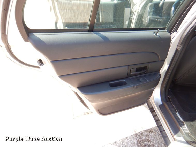 image for item DP4190 2010 Ford Crown Victoria Police Interceptor