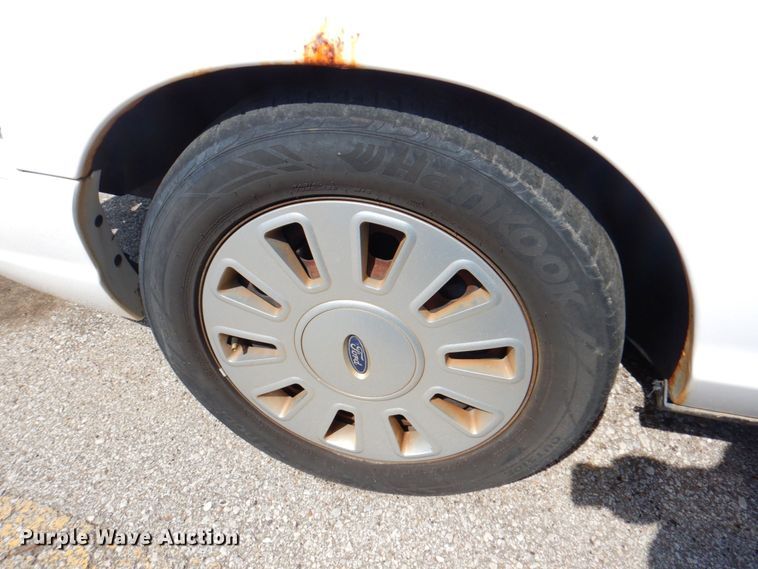 image for item DP4191 2011 Ford Crown Victoria Police Interceptor