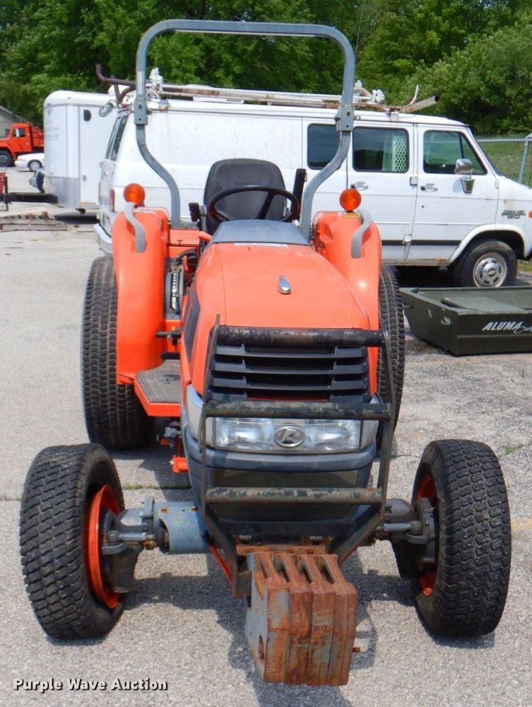 image for item DP4192 Kubota L3830D  MFWD tractor