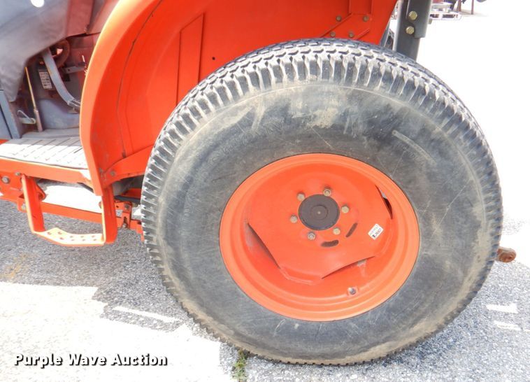 image for item DP4192 Kubota L3830D  MFWD tractor