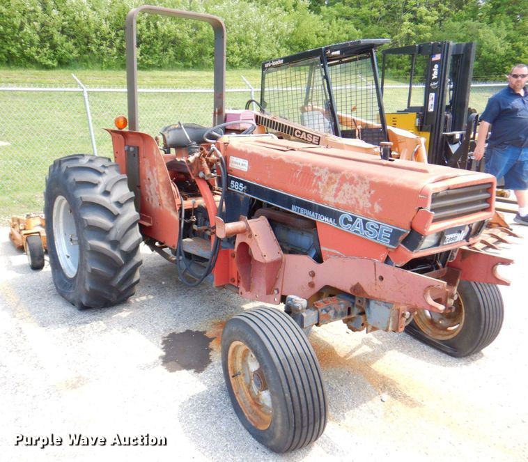 image for item DP4196 Case IH 585  tractor