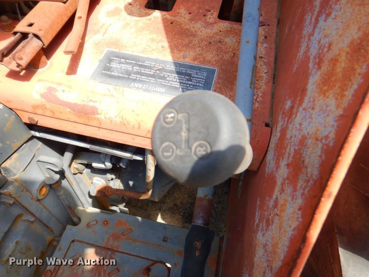 image for item DP4196 Case IH 585  tractor