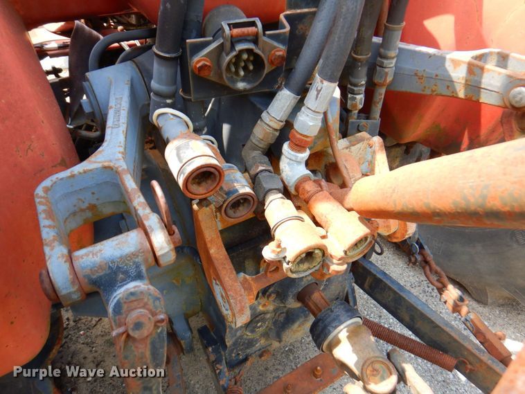 image for item DP4196 Case IH 585  tractor