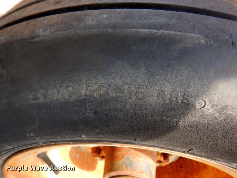 image for item DP4196 Case IH 585  tractor