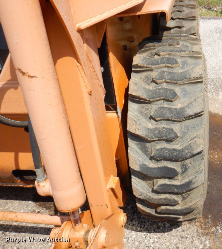 image for item DP4197 1979 Case 1830  skid steer loader