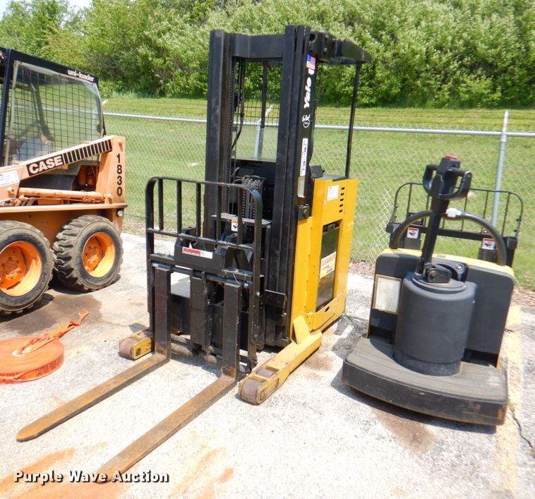 image for item DP4198 2015 Yale NR045AANL36SE089  forklift