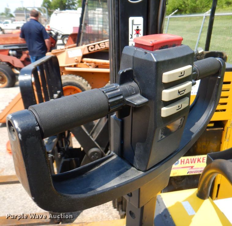 image for item DP4198 2015 Yale NR045AANL36SE089  forklift