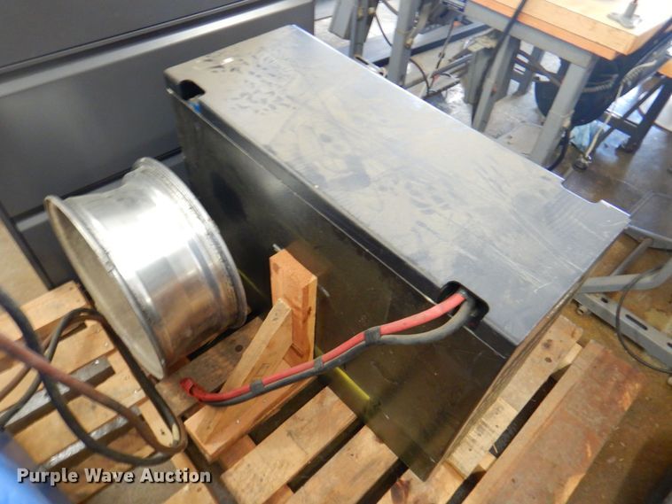 image for item DP4198 2015 Yale NR045AANL36SE089  forklift