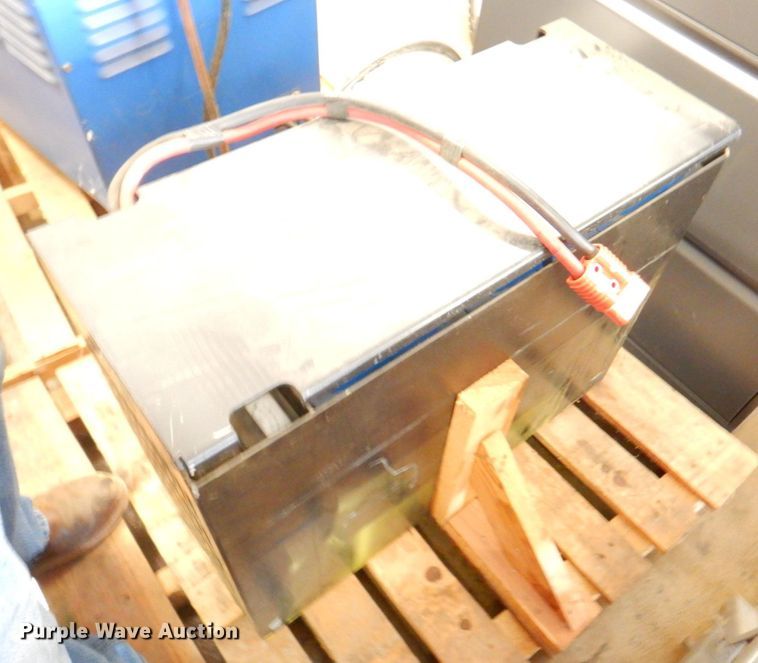 image for item DP4198 2015 Yale NR045AANL36SE089  forklift