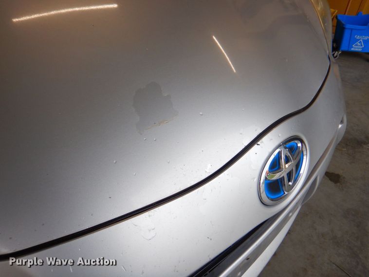 image for item DP4202 2014 Toyota Prius C