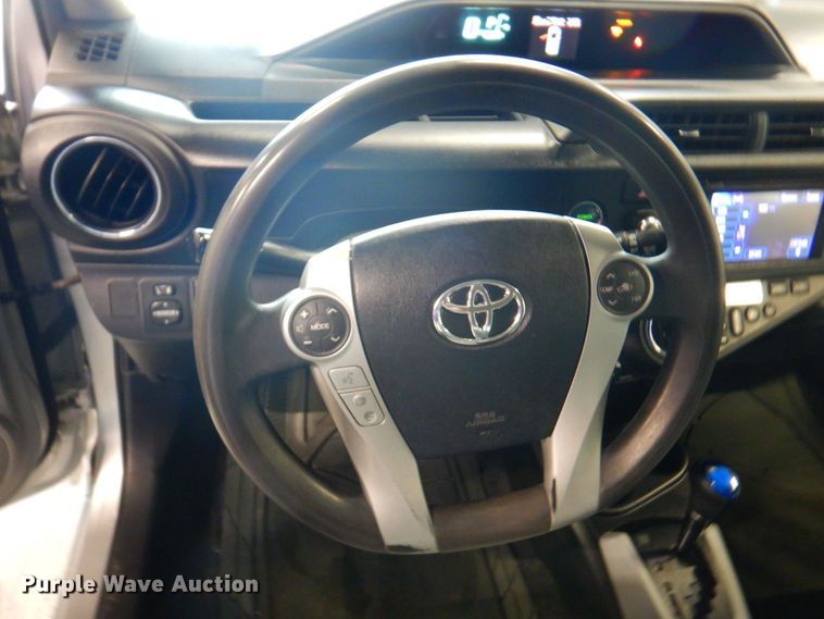 image for item DP4202 2014 Toyota Prius C