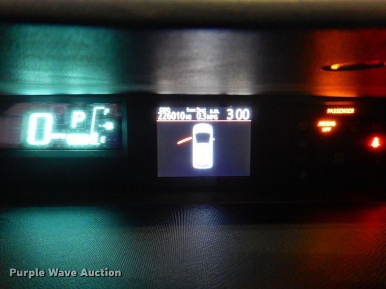 image for item DP4202 2014 Toyota Prius C