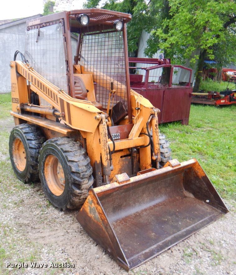 image for item DP4207 1985 Case 1835B  skid steer loader
