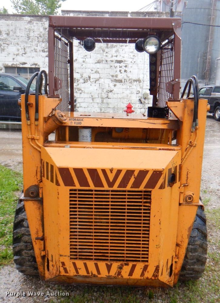 image for item DP4207 1985 Case 1835B  skid steer loader