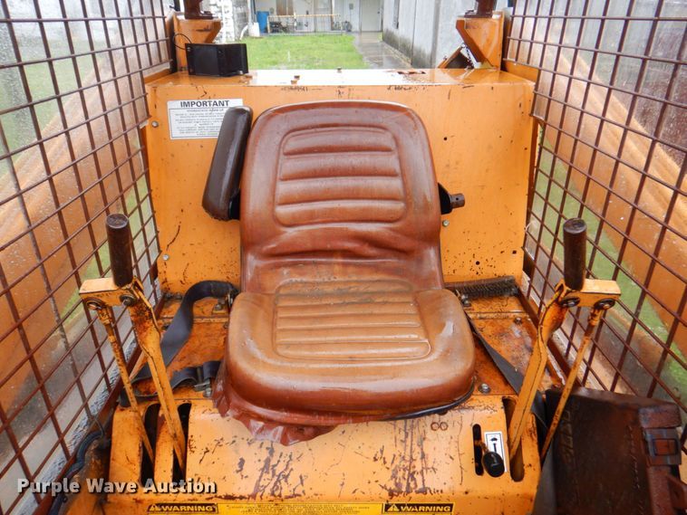 image for item DP4207 1985 Case 1835B  skid steer loader