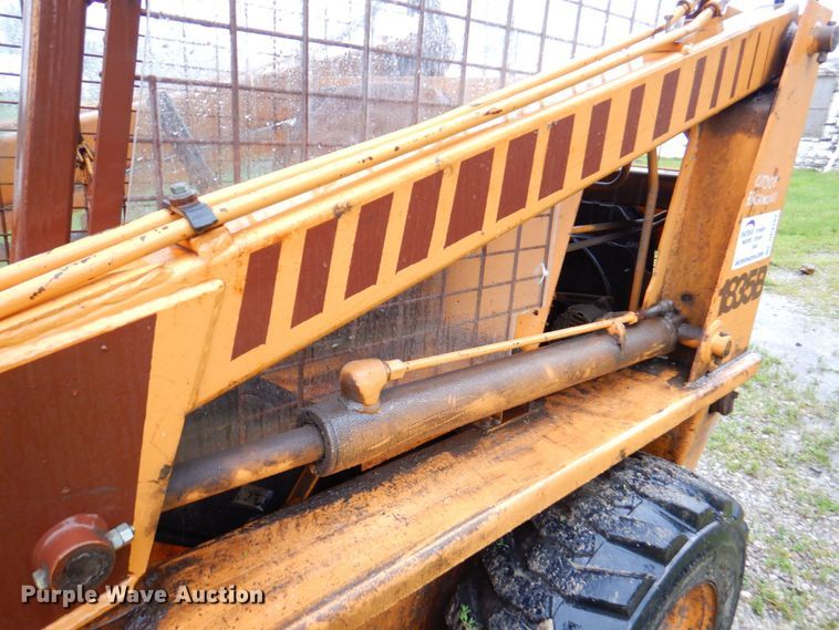 image for item DP4207 1985 Case 1835B  skid steer loader