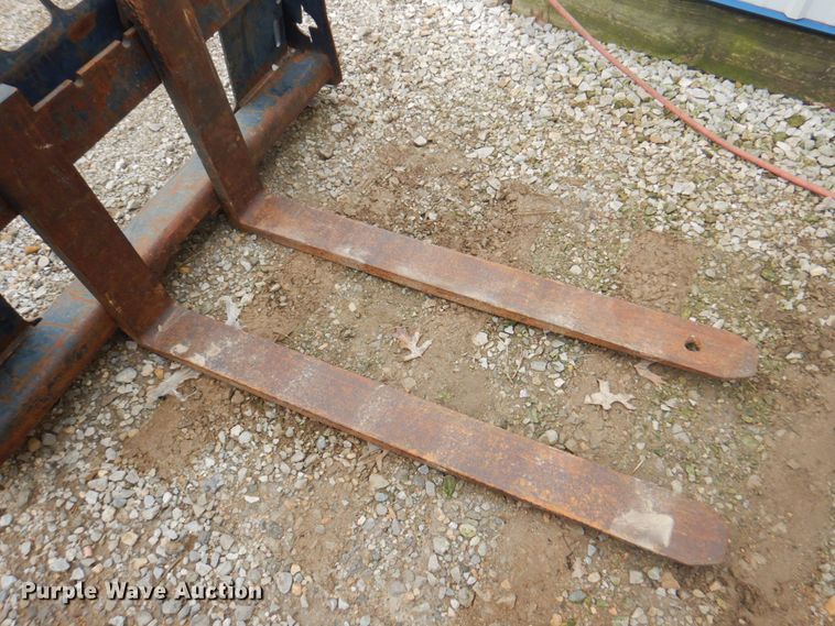 image for item DP4223 Bobcat  skid steer forks