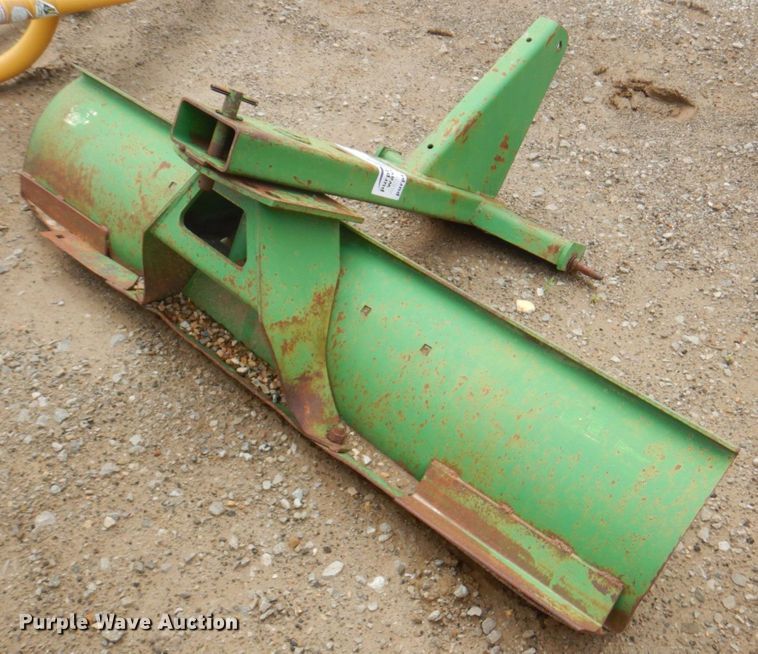 image for item DP4225 John Deere  blade