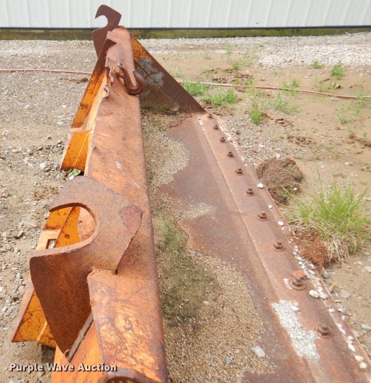 image for item DP4226 Case  skid steer bucket