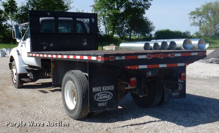 image for item DP5480 2003 Ford F650 Super Duty XL  flatbed truck