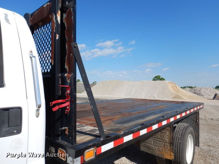 image for item DP5480 2003 Ford F650 Super Duty XL  flatbed truck
