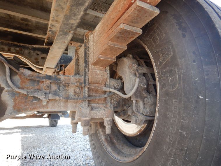 image for item DP5480 2003 Ford F650 Super Duty XL  flatbed truck