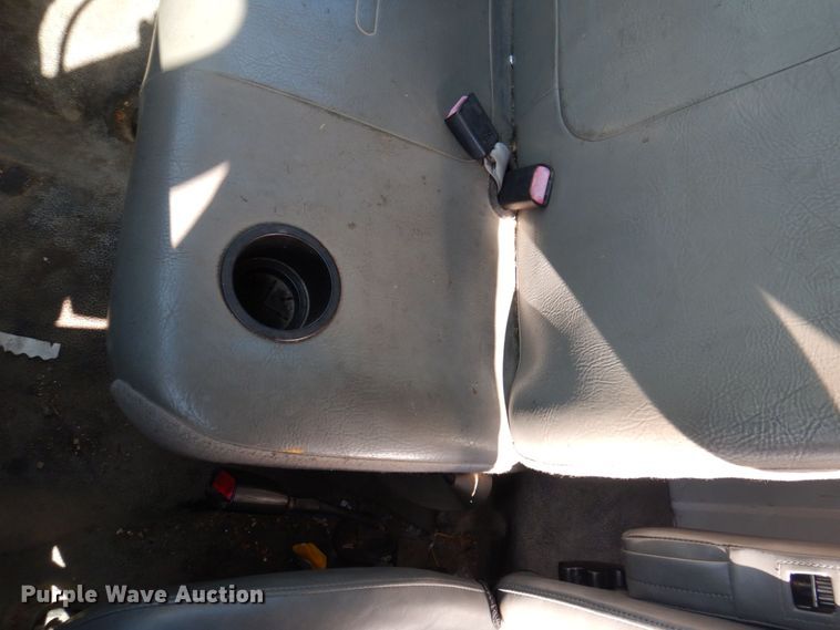 image for item DP5480 2003 Ford F650 Super Duty XL  flatbed truck