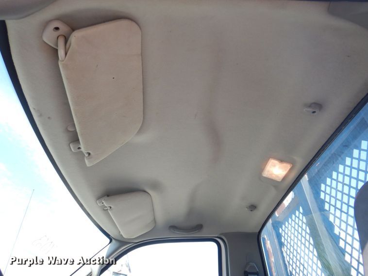 image for item DP5480 2003 Ford F650 Super Duty XL  flatbed truck