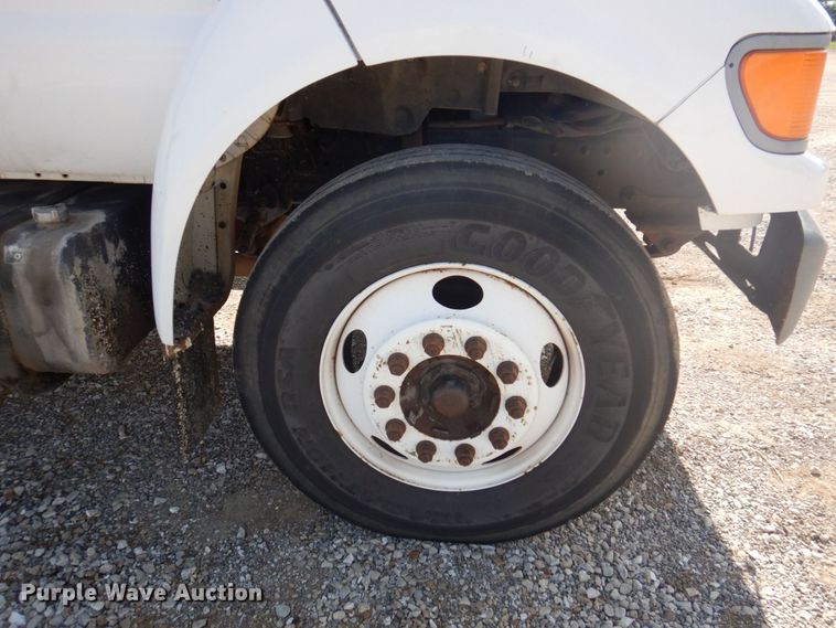 image for item DP5480 2003 Ford F650 Super Duty XL  flatbed truck