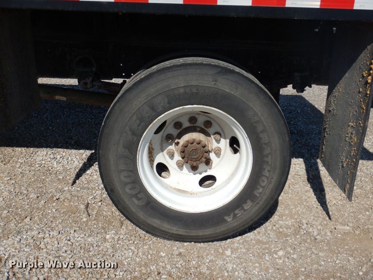 image for item DP5480 2003 Ford F650 Super Duty XL  flatbed truck