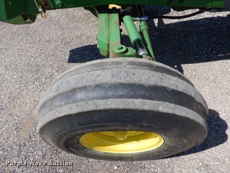 image for item DP5488 2002 John Deere 6420  tractor