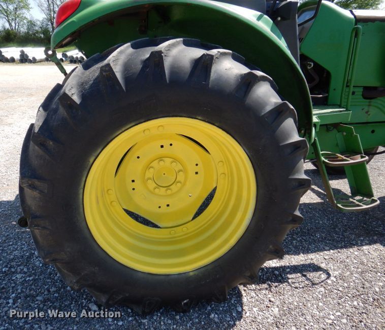 image for item DP5488 2002 John Deere 6420  tractor