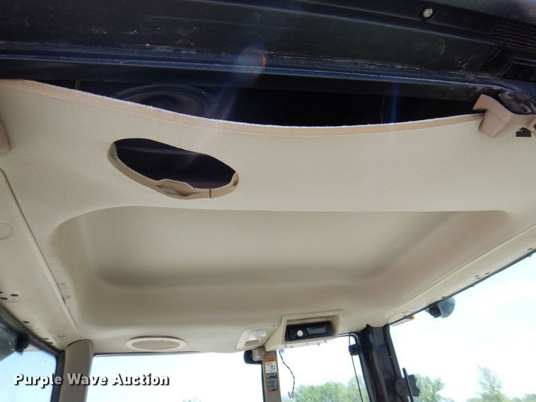 image for item DP5492 John Deere 7130  MFWD tractor