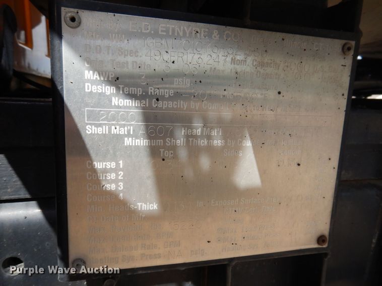 image for item DP5496 2005 Chevrolet C7500  oil distributor truck