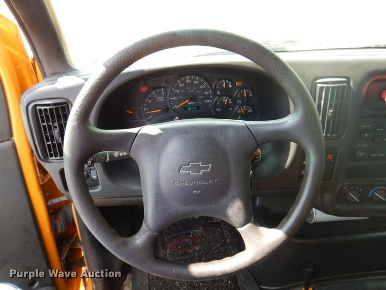 image for item DP5496 2005 Chevrolet C7500  oil distributor truck