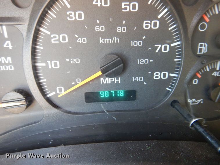 image for item DP5496 2005 Chevrolet C7500  oil distributor truck