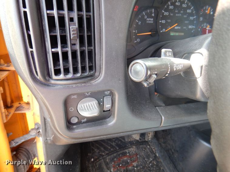 image for item DP5496 2005 Chevrolet C7500  oil distributor truck