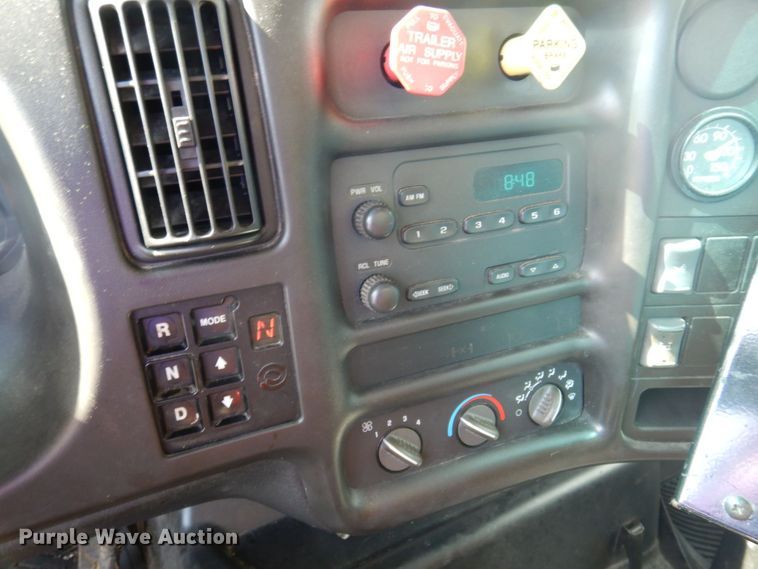 image for item DP5496 2005 Chevrolet C7500  oil distributor truck