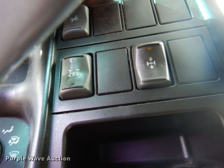 image for item DP5496 2005 Chevrolet C7500  oil distributor truck