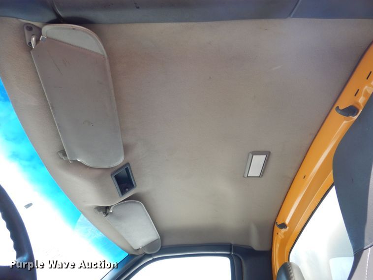 image for item DP5496 2005 Chevrolet C7500  oil distributor truck