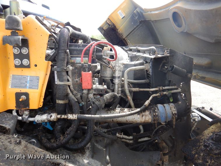 image for item DP5496 2005 Chevrolet C7500  oil distributor truck