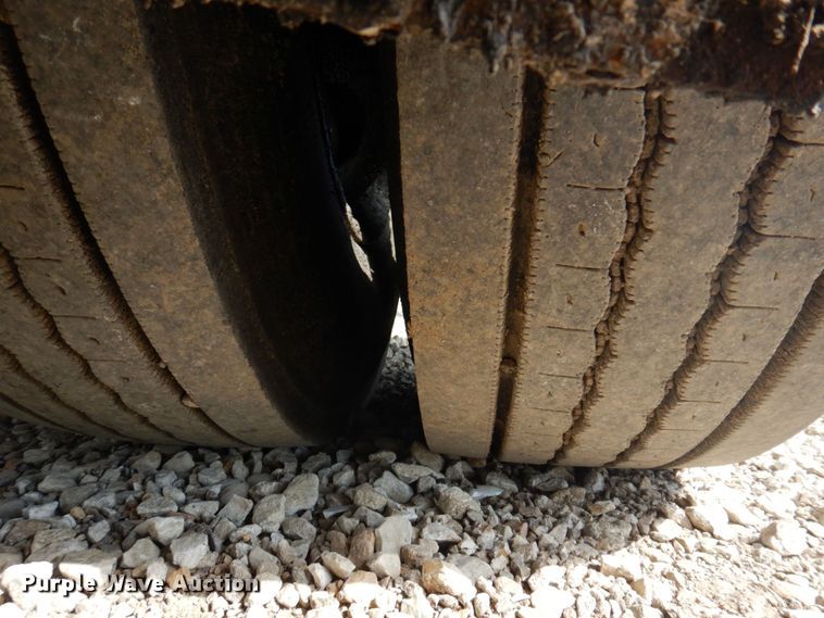 image for item DP5496 2005 Chevrolet C7500  oil distributor truck