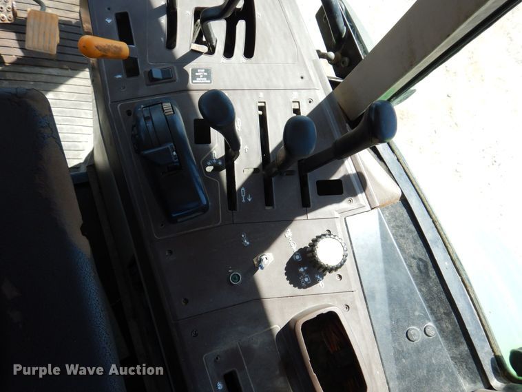 image for item DP5504 John Deere 6715  MFWD tractor