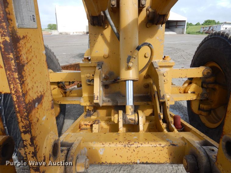 image for item DP5546 2005 Caterpillar 140H VHP  motor grader