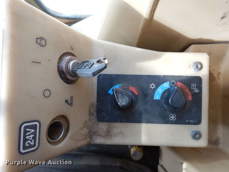 image for item DP5546 2005 Caterpillar 140H VHP  motor grader